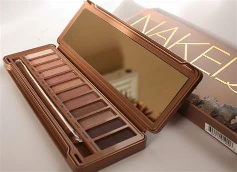 Naked 3 Palette London Beauty