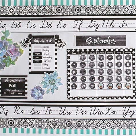 Schoolgirl Style Simply Stylish Calendar Bulletin Board Set