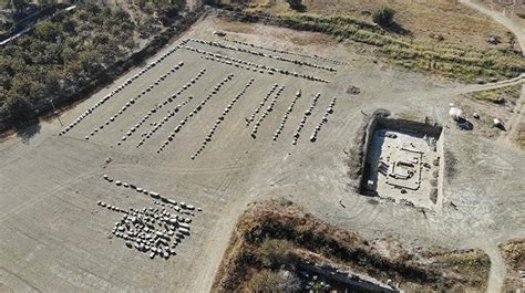 Magnesia Antik Kenti nde Zeus Tapınağı tamamıyla ortaya çıkarıldı