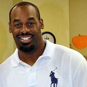 Donovan McNabb - Age, Family, Bio | Famous Birthdays