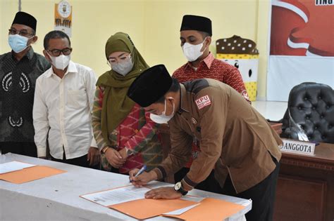 Kpu Kabupaten Kampar Tandatangani Pakta Integritas Dan Perjanjian