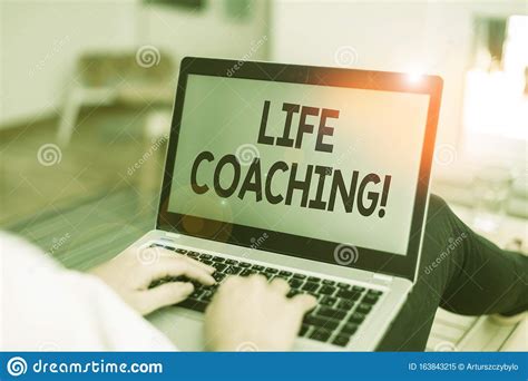 Signo De Texto Que Muestra Coaching Life Foto Conceptual Utilizada Para