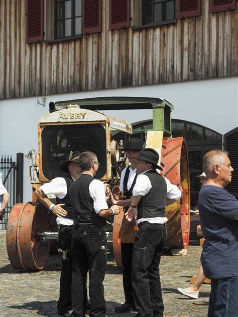 Alles Von Hand Wir Zeigen Das Traditionelle Zimmererhandwerk Im