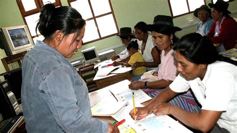 Adultos Que Retoman El Colegio Qu Pas Con La Educaci N B Sica