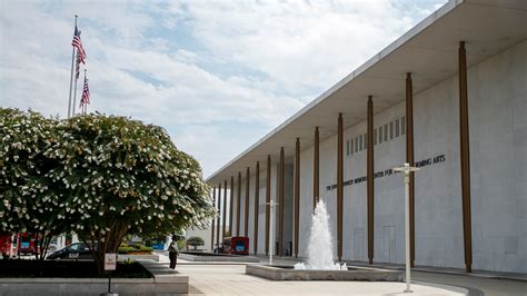 Trump names KISS, George Strait, Sylvester Stallone and Gloria Gaynor