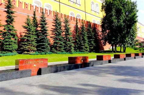 Александровский сад в Москве: история, описание, фото