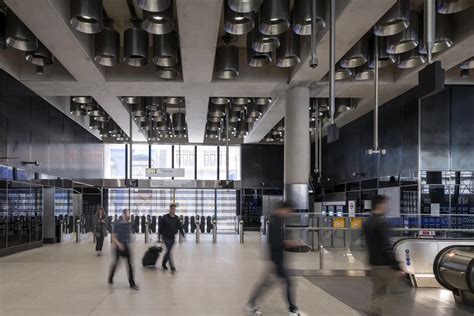 iGuzzini at Tottenham Court Road station in London - THE Stylemate