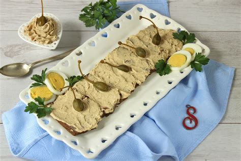 Vitello tonnato o vitel tonnè Cucina con Saretta