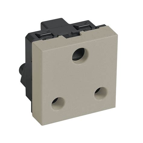 South African Type Socket Outlet Arteor 16A 2P E Shuttered 2