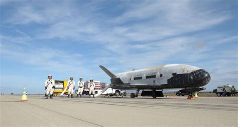 US Air Force S X 37B Space Plane To Launch On Secret Mission Sept 7