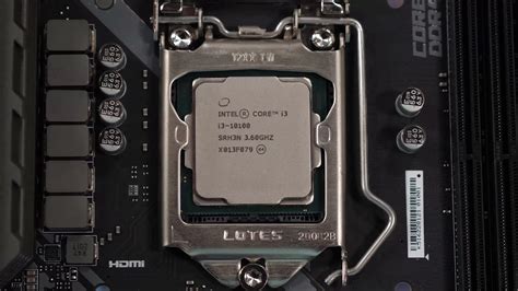 Intel wprowadza po cichu procesor Core i3-10100F. Czy AMD ma się czego ...