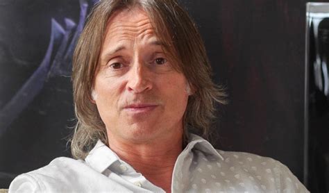 Actor Robert Carlyle speaks on playing Dracula in Castlevania: Lords Of ...