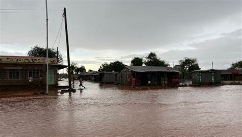 Kenya floods prompts calls for warning systems