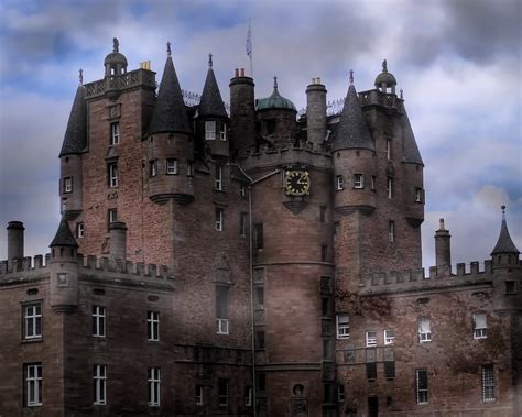 Glamis Castle – Spooky Scotland