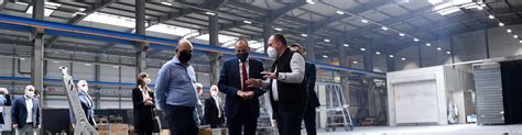 Кабинет на ЗПВРСМ за економски прашања - Вицепремиерот Битиќи во посета ...