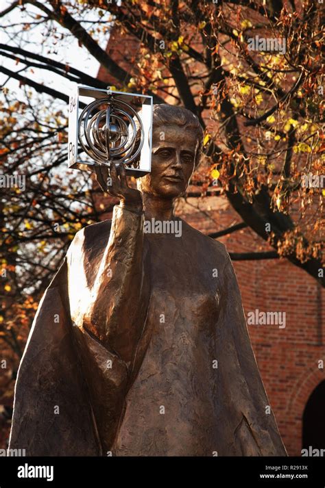 Monument To Maria Sklodowska Curie In Warsaw Poland Stock Photo Alamy