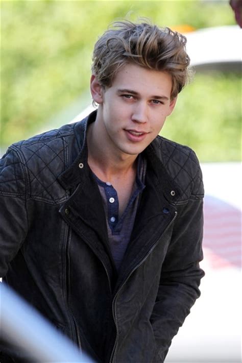 Austin Butler In Arrow Serietvinside