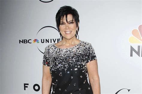 Kris Jenner En Robe Mi Longue Au D Grad De Couleurs