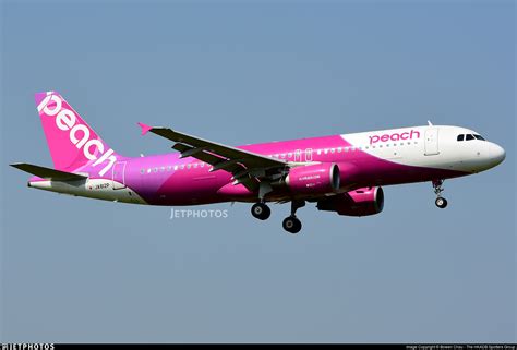 JA812P Airbus A320 214 Peach Bowen Chau JetPhotos