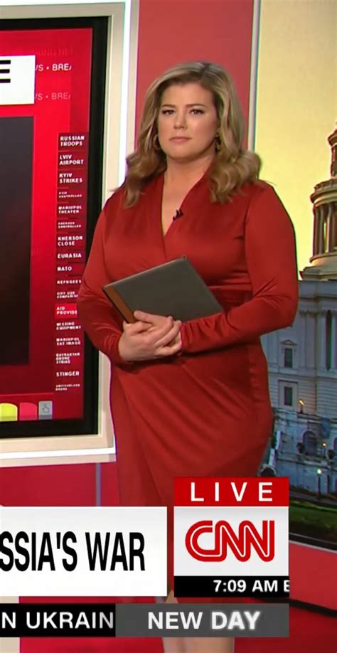 Brianna Keilar Cnn 3 18 22 R Curvynewswomen