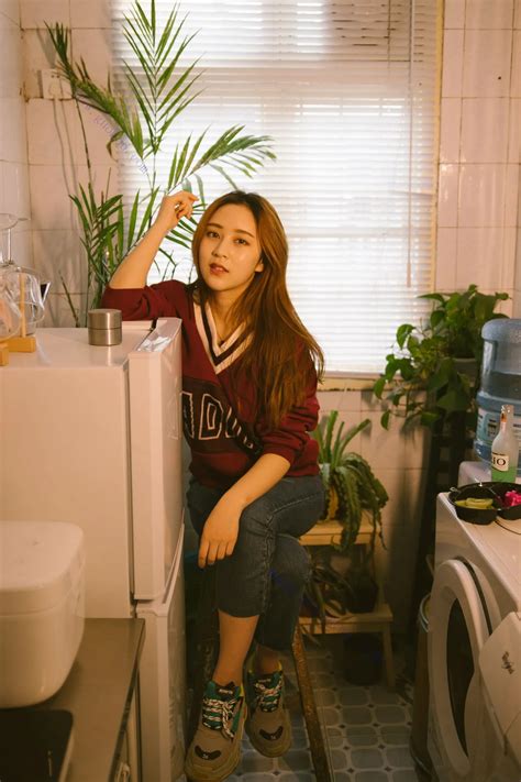 Hit x Hot 乔依琳 月 日 Page