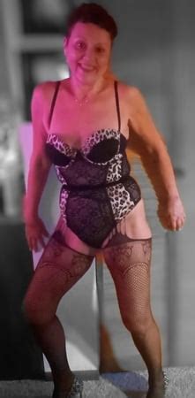 Check Out My New Cougar Lingerie Stockings And Pumps Pics XHamster