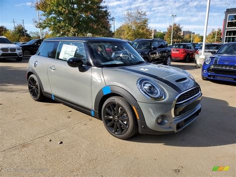 Moonwalk Gray Metallic Mini Hardtop Cooper S Door Exterior Photo