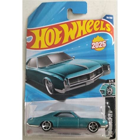 Xe mô hình đồ chơi Hot wheels basic Q case Buick Riviera Shopee Việt Nam