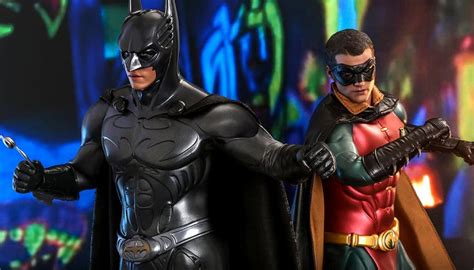 Hot Toys Batman E Robin Da Batman Forever Itakon It