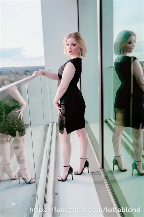 Lotte Blonde LotteBlonde Selfy Models