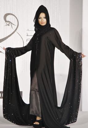 Fashion Beauty n Modelling: Sheila And Abaya Fashion Show Dubai