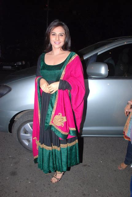 Most Popular HOT TV ACTRESS HOT TAMIL TV ACTRESS Hot Tamil Actress Navel Show South