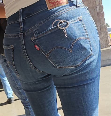 Short Slim Busty Latina With BBL Forum