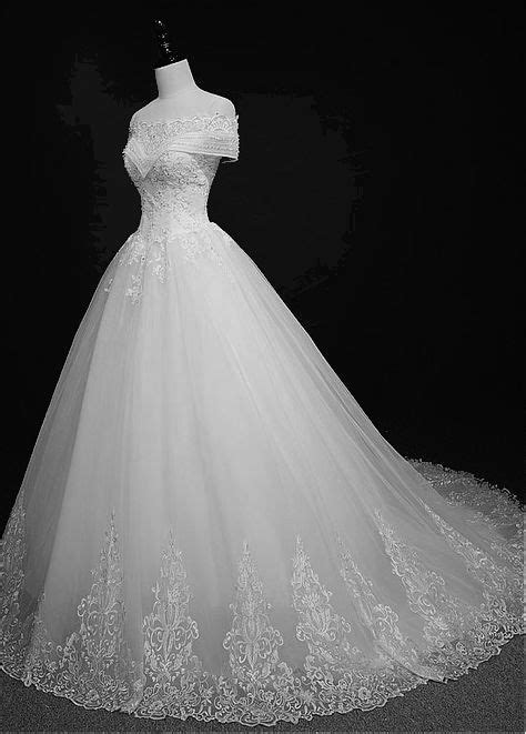 Pin By S U Z A N N E On W E D D I N G A L B U M Ball Gown Wedding