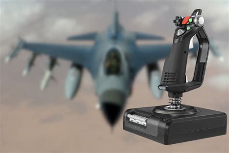 Avis et test du joystick Saitek X52 Pro : Polyvalent et précis