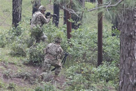 US and Indian soldiers share battle drills, techniques | Article | The United States Army