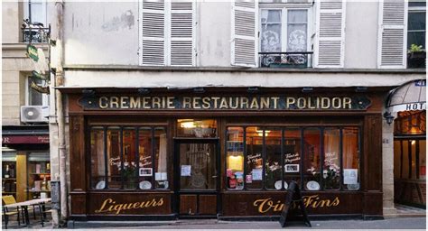 The oldest restaurants in Paris for a historic dinner!