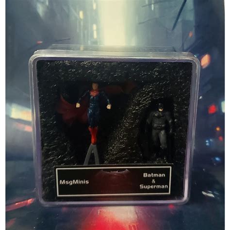 Hot Wheels Boneco Batman Ben Affleck Vs Superman Cavill Miniatura 1 64 Shopee Brasil