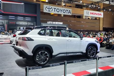 Toyota Corolla Cross GR Sport Hadir Di Indonesia