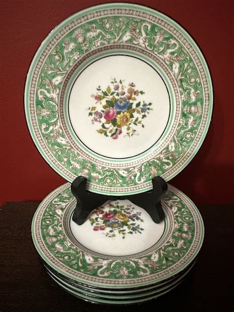 4 Wedgewood Florentine Green Bread Butter Plates Set Floral Center