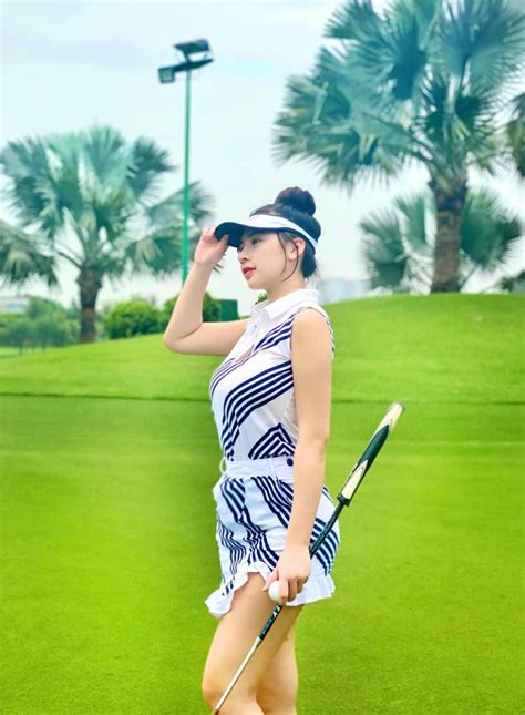 Chân dung hot girl làng golf khiến ai cũng dán mắt vì body nuột nà Người đẹp Việt Giải Trí