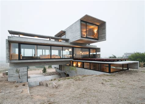 Concrete House By Luciano Kruk Stands On Seaside Golf Course