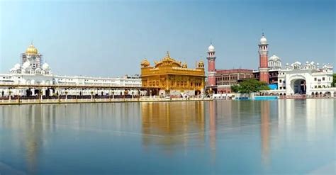 Harmandir Sahib Golden Temple Amritsar Punjab India India Bites