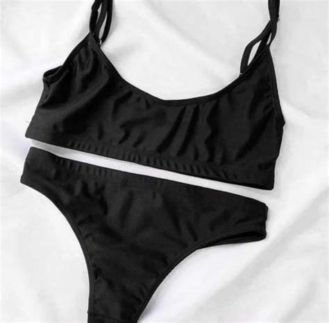 Bikini Malla Negra Bombacha Tiro Alto Corpiño Tipo Top Tienda M45