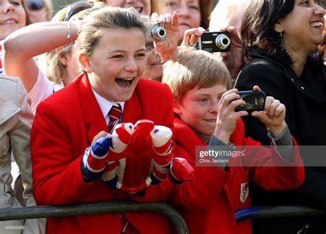 Mace On Twitter Queen Elizabeth II Arrives At Valentine S Park In