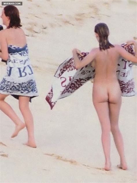 Uma Thurman Nude Ass Vacation On The Beach In St Barts 1996 Nudbay