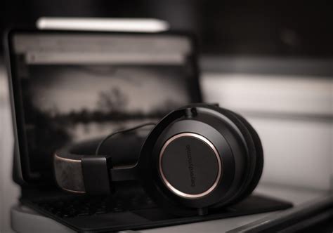 The Best Wireless Headphones For Audiophiles Guide