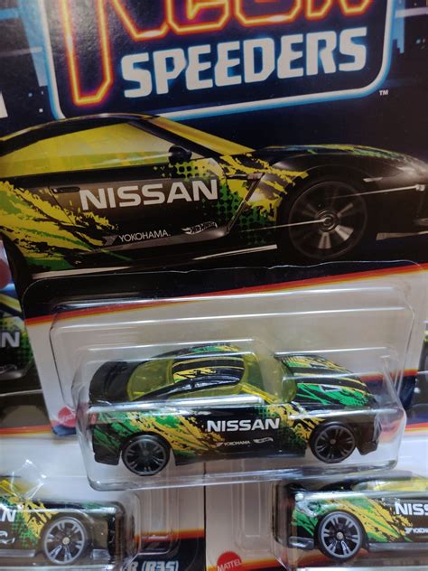 Hot wheels neon speeders Nissan gtr R хот вилс ниссан гтр р неон грн Іграшки Дніпро