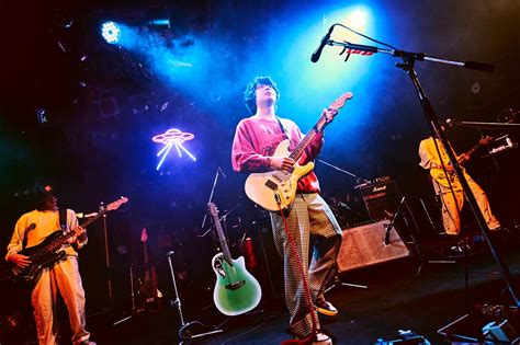 【ライブレポート】崎山蒼志、アルバム『i 触れる Sad Ufo』を引っさげた東名阪クアトロツアーを完走 画像一覧（34） The