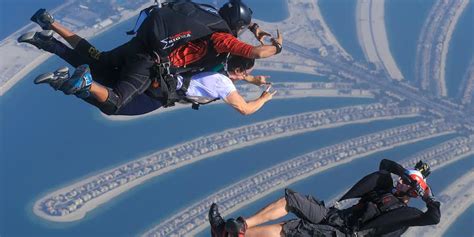 The Ultimate Guide To Skydiving in Dubai - All You Need To Know